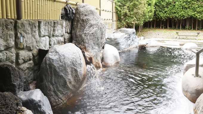 【夕食付】天然温泉×北海道の味覚たっぷりのお料理を堪能！当館スタンダード♪
